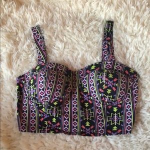bustiér crop top✨